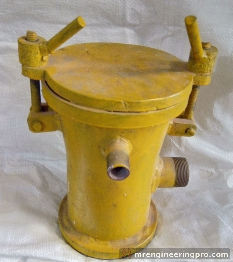 Ball head for concrete pump pipeline cleaning