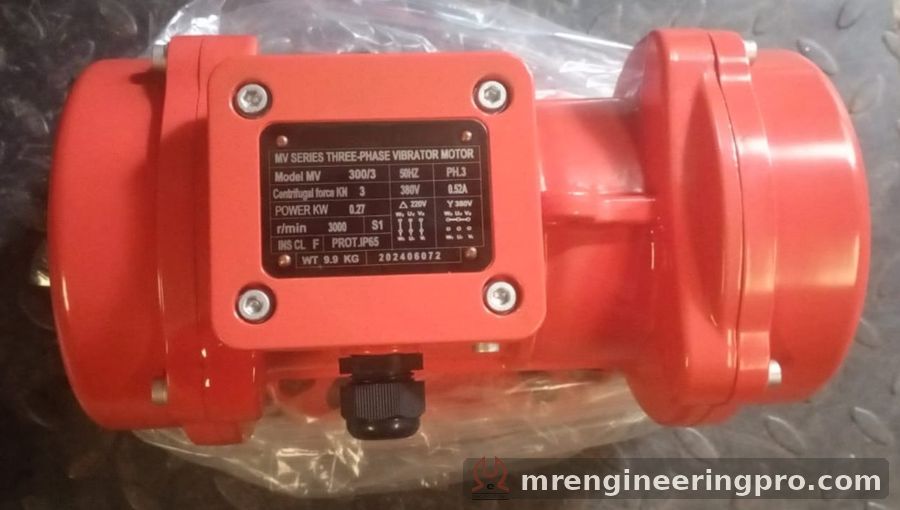 Three-phase vibrator motor 0.27 kW MV300/3 for batching plant cement hopper